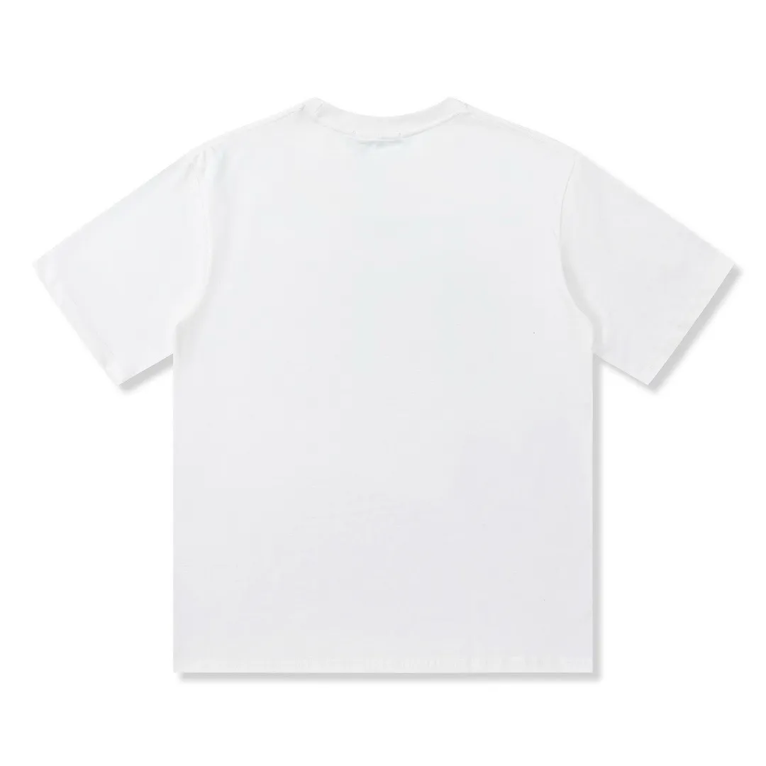 W603#P110💰 2025🆕 Stone lsland/Stone Island distressed logo printed short-sleeved T-shirt ⚠️[Original creation with high control of details] -Made of 260g combed cotton double yarn, soft and comfortable to the touch, sweat-absorbent and breathable. -Simple basic and versatile style, original single quality, the first choice for couples. -Made by a large factory, four needles and five threads on the shoulder, neat alignment, high quality workmanship. -Same style for men and women. Very versatile, one piece for everyone, details are clearly visible. Color: black and white, white, size: M L